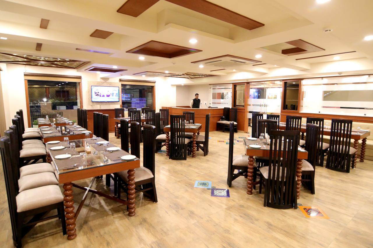 הרידוואר Hotel Grand Orchid מראה חיצוני תמונה