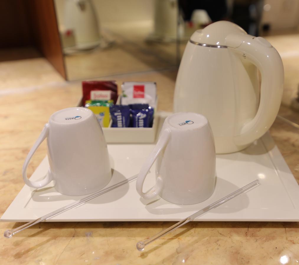 הרידוואר Hotel Grand Orchid מראה חיצוני תמונה